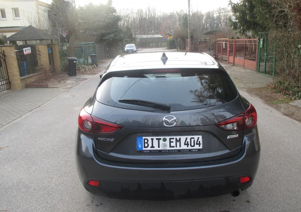 Mazda 3 cena 39900 przebieg: 147000, rok produkcji 2014 z Warszawa małe 121